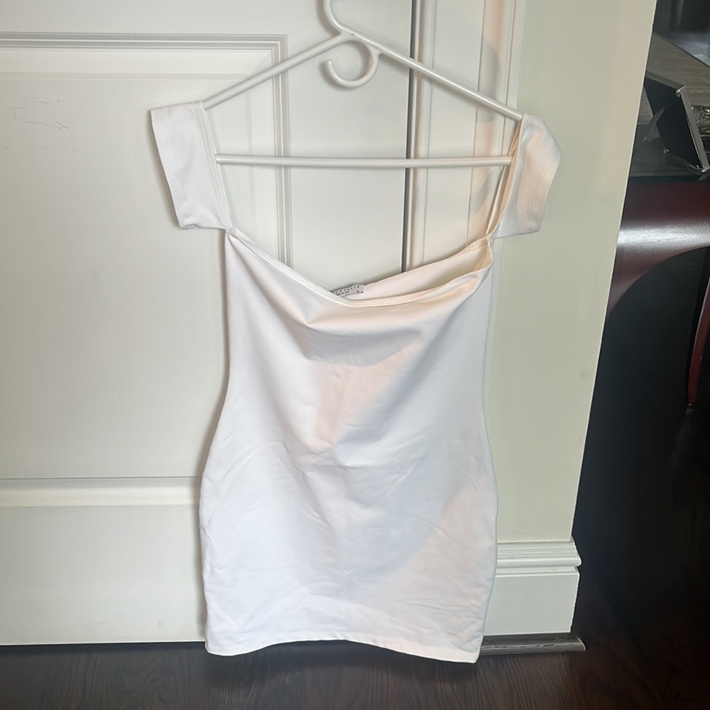 Revolve "Roxy" White Dress - Picture 4 of 7